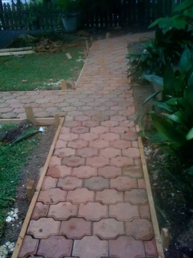 Appealing Curb Designs