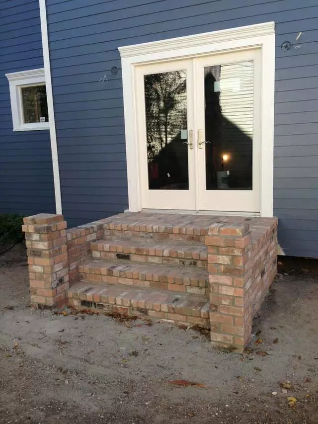4GM Brick and Stone