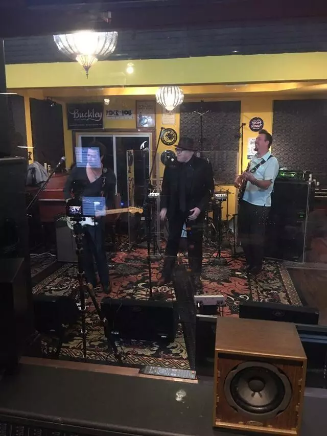 512 Studios