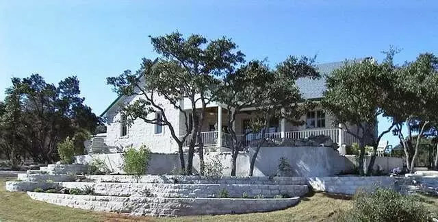 A Touch O’ Green Landscapes LLC.