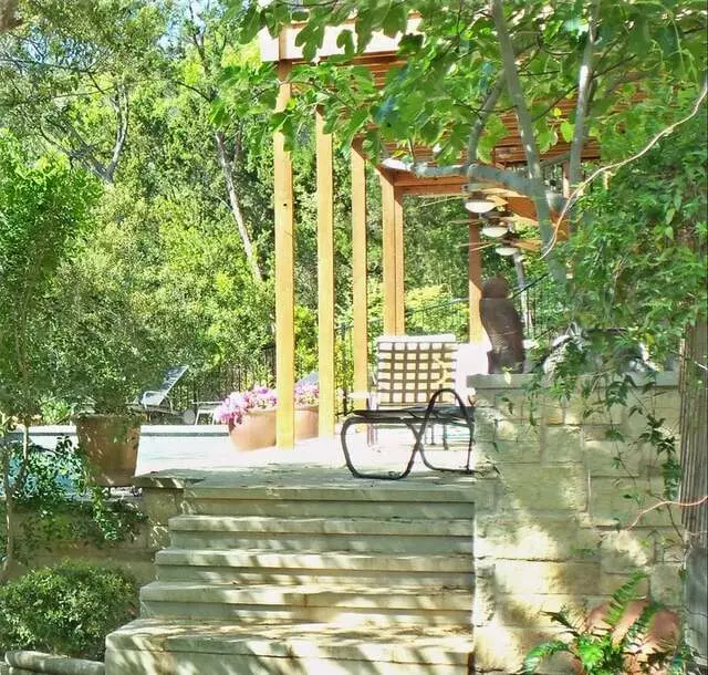 A Touch O’ Green Landscapes LLC.
