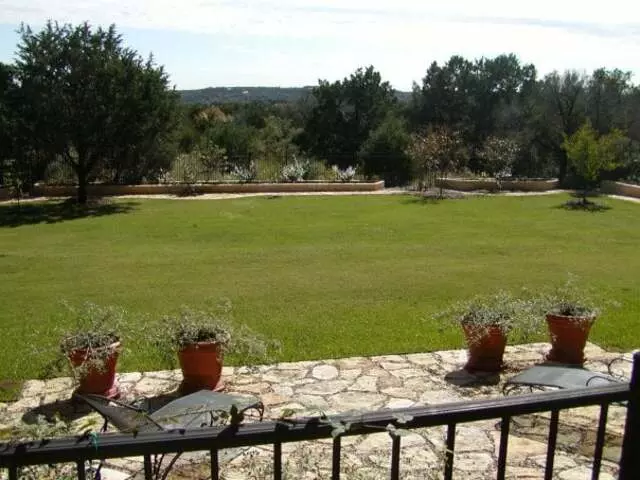 A Touch O’ Green Landscapes LLC.