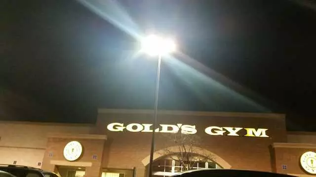 Gold&apos;s Gym