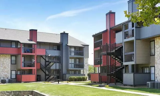 Avesta Solano Apartments