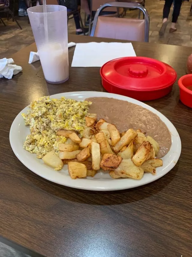 Vazquez Restaurant