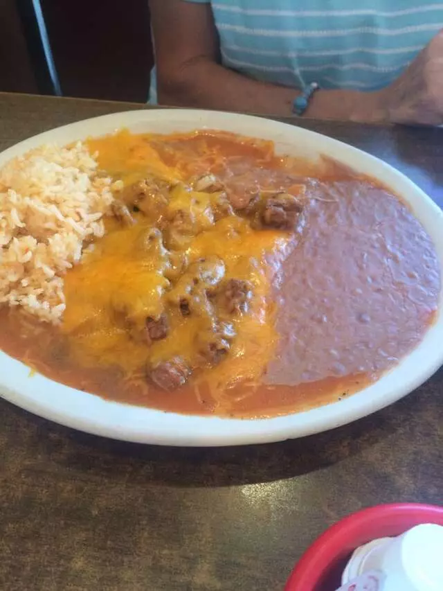 Vazquez Restaurant