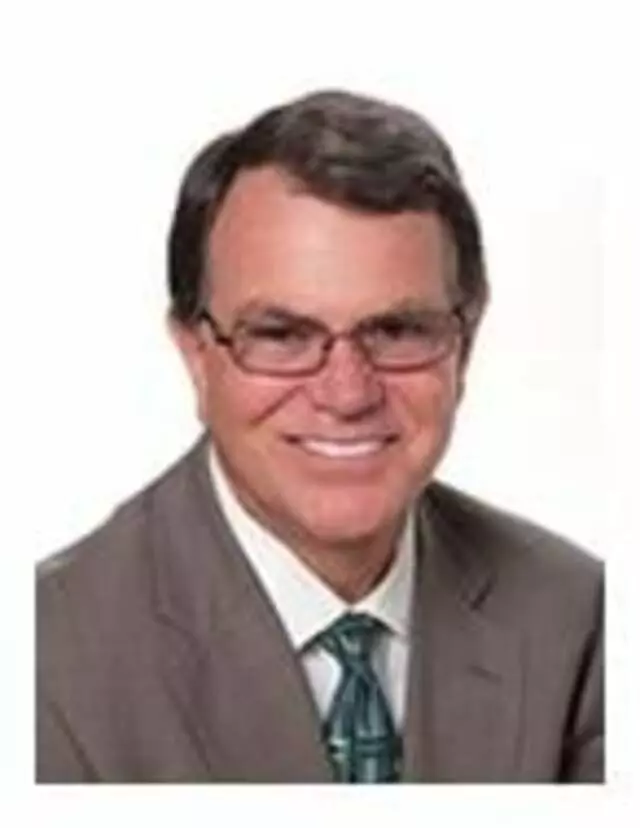 Russell Wade H