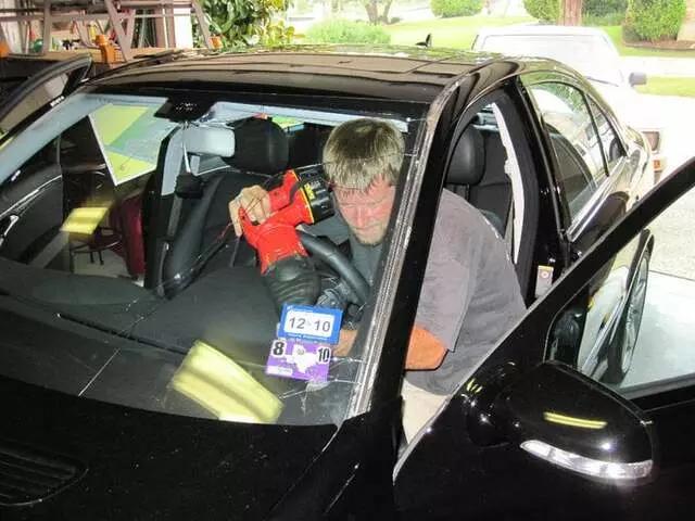 Absolute Auto Glass