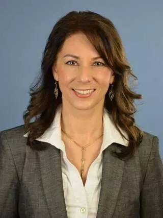Anna Moyer