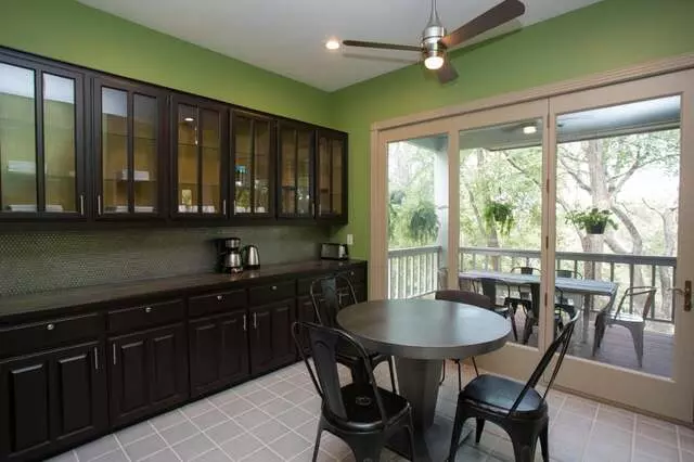 Austin Eco Retreat at Onion Creek