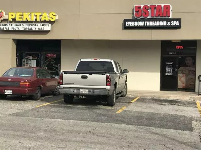 5Star Eyebrow Threading & Spa