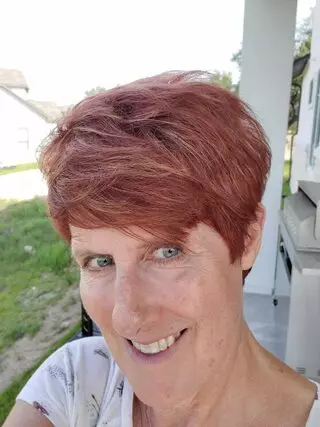 Bird Box Salon