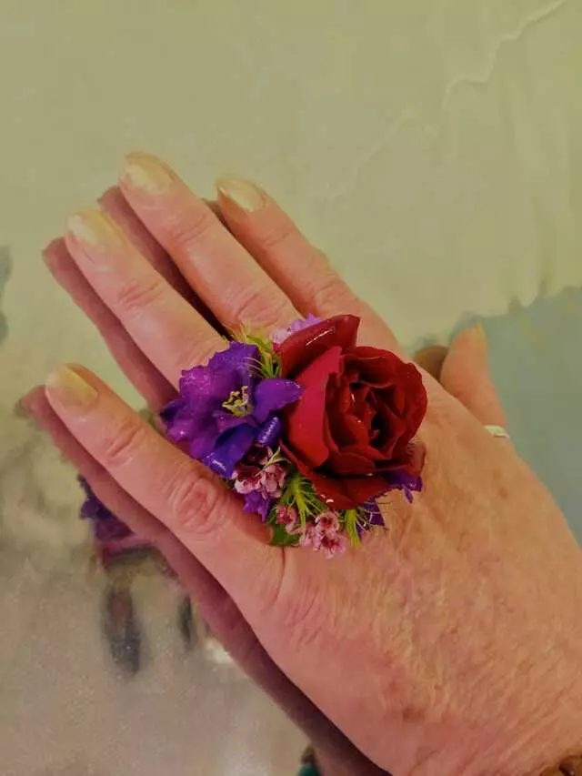 Ali Bleu Flowers