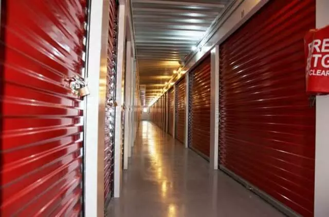 AAA Storage IH-35 N