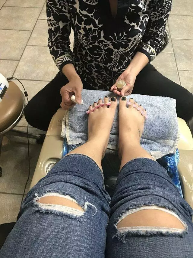 Alpha Nails