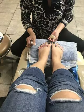 Alpha Nails