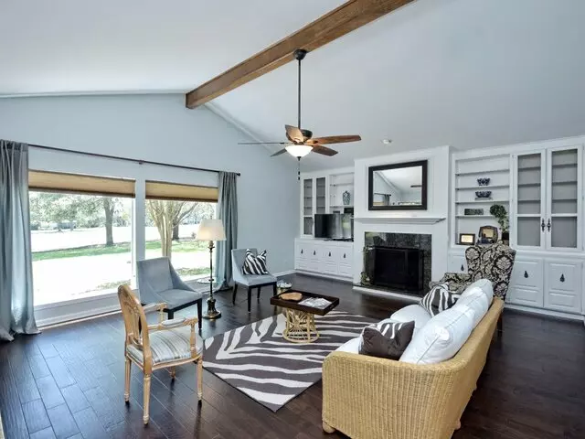 Amy Broline Sims - Roots Real Estate