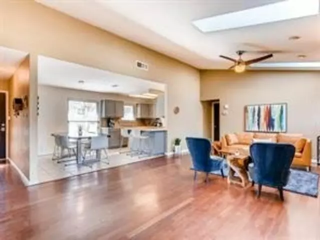Amy Broline Sims - Roots Real Estate