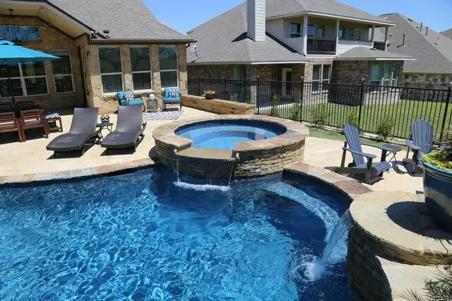 Anthony & Sylvan Pools