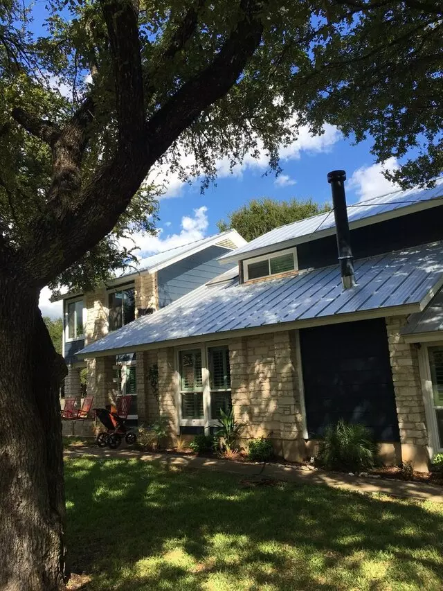 Areli Roofing