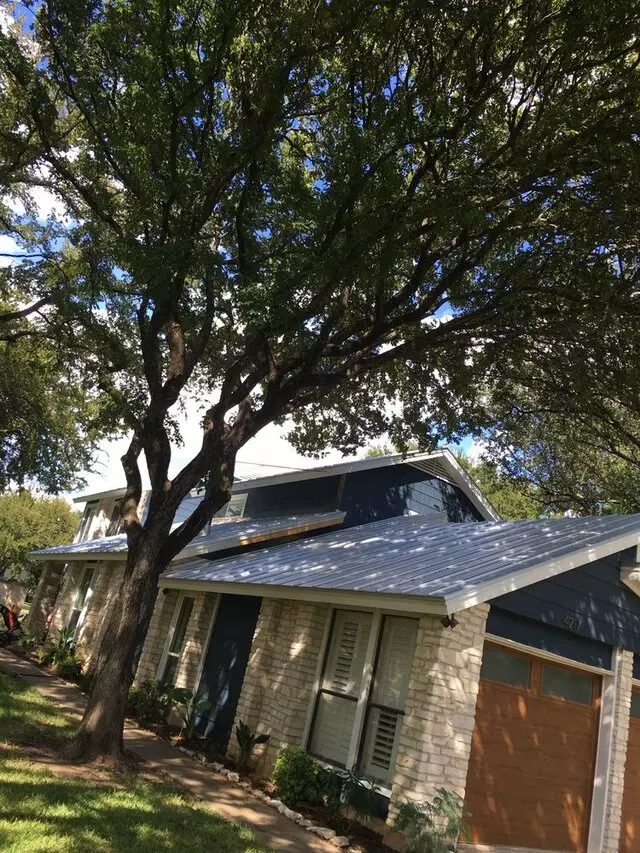 Areli Roofing