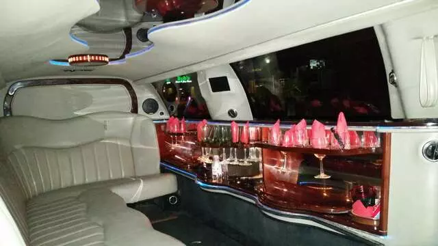Austin Prestige Limo