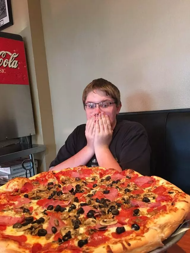 3 Train Pizzeria