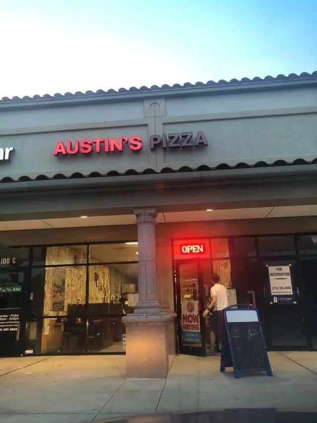 Austin’s Pizza - Braker