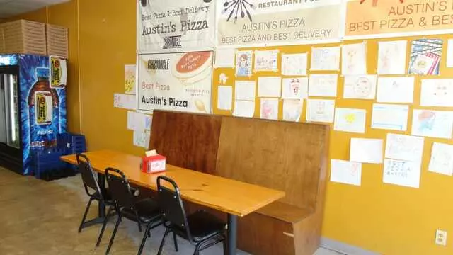 Austin’s Pizza - Braker