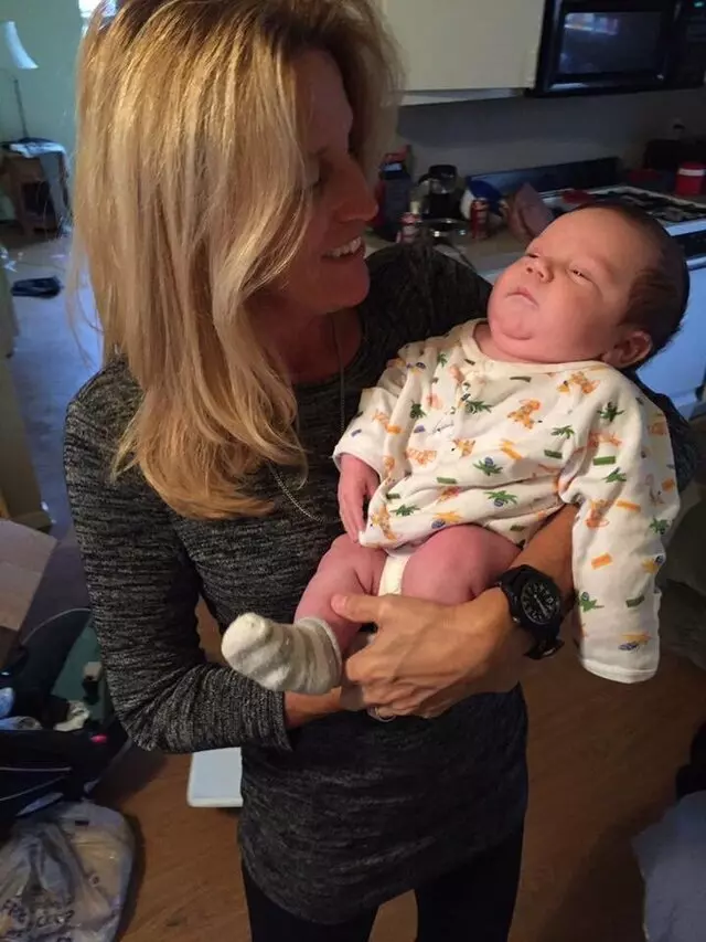 Austin Midwife 2 U