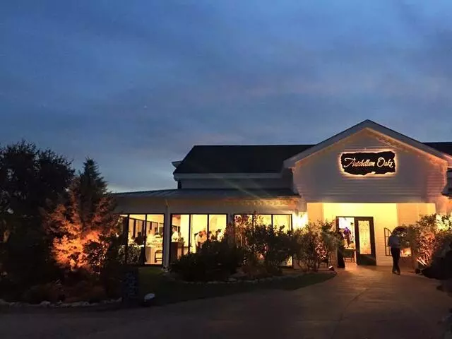 Antebellum Oaks Venue
