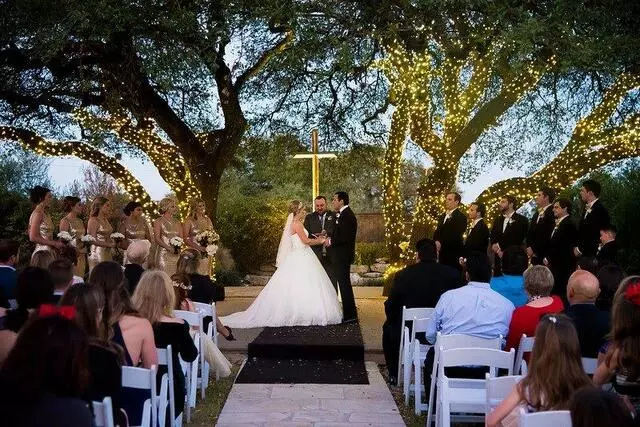 Antebellum Oaks Venue