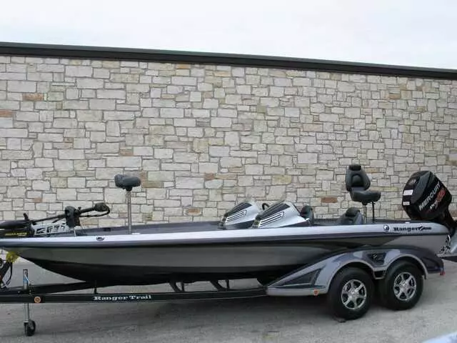 Austin Boats and Motors