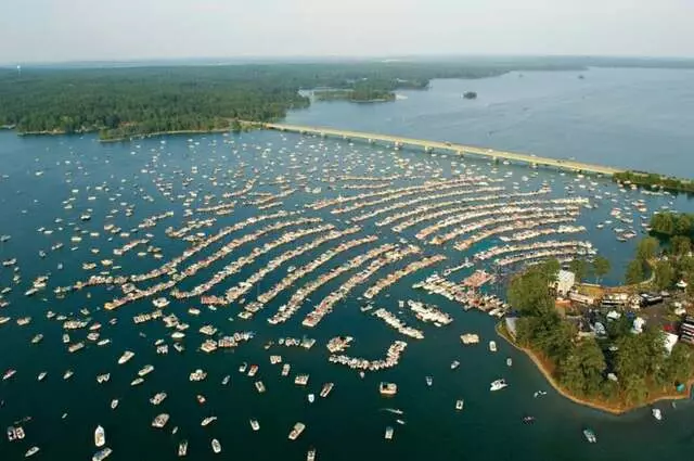 Austin Boats and Motors
