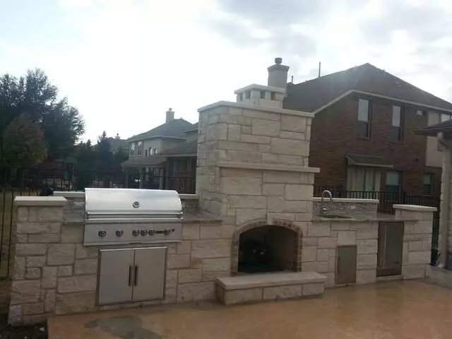 Austin Yard Builder Masonry Contractor