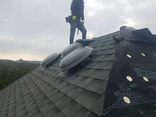 Action Roofing & Construction