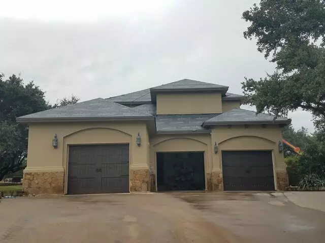 Action Roofing & Construction