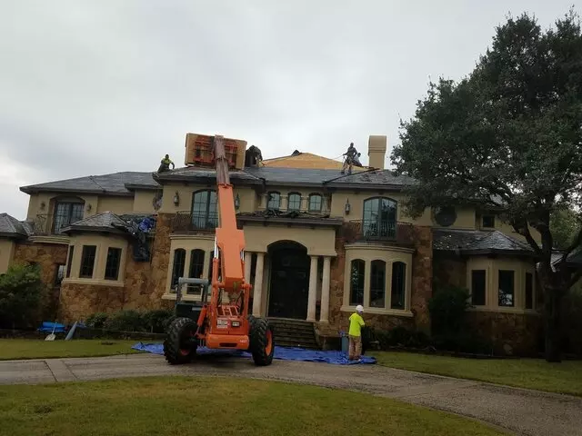 Action Roofing & Construction