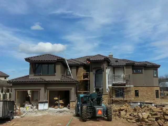 Action Roofing & Construction