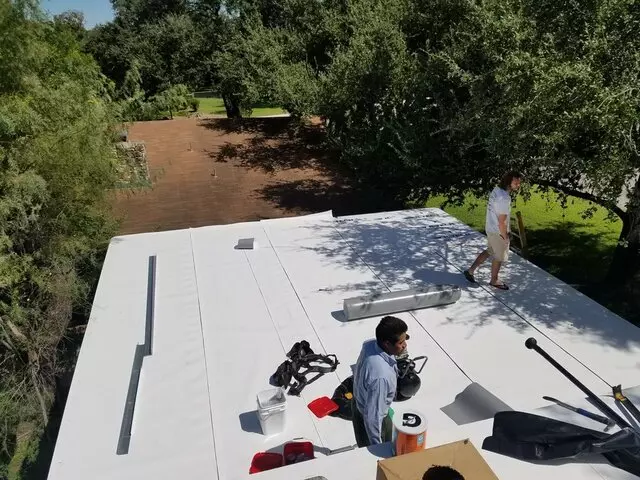 Action Roofing & Construction