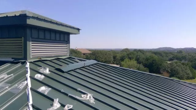 Action Roofing & Construction