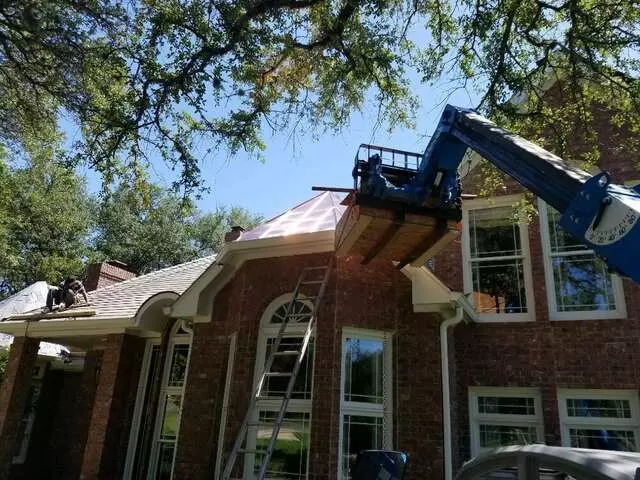 Action Roofing & Construction