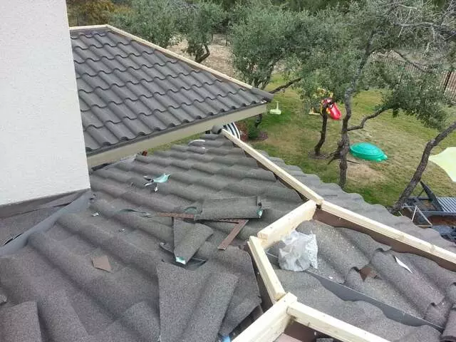 Action Roofing & Construction