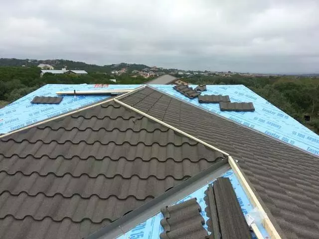 Action Roofing & Construction