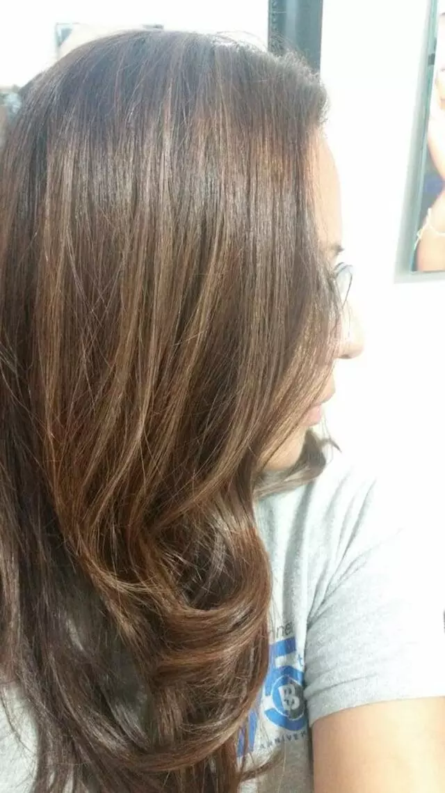 A Carter T Lund Salon