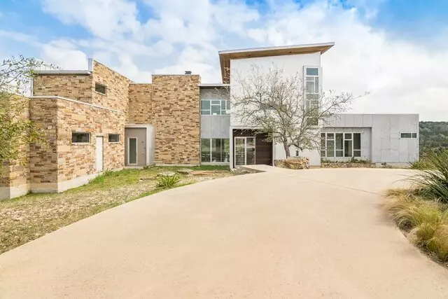 Abby Alwan - Austin Realtor