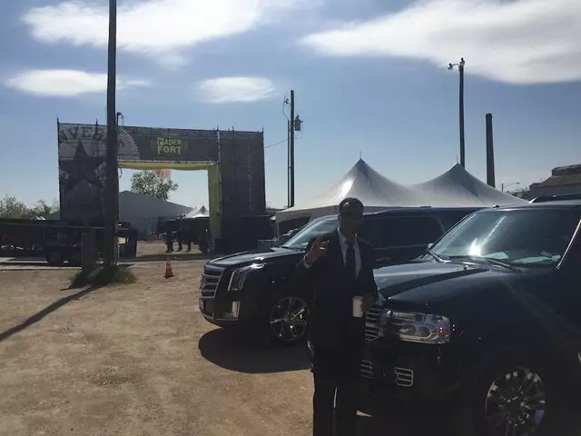 Austin Luxor Limousine