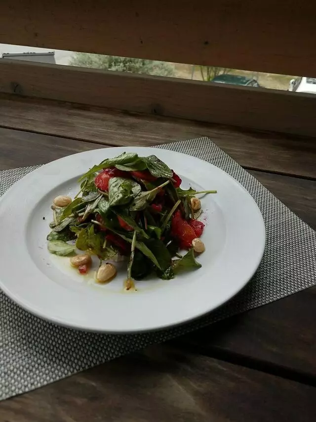 68 Degrees Kitchen