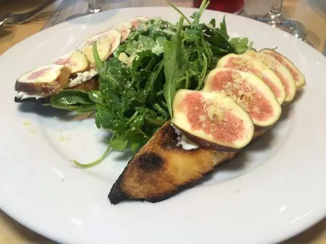 68 Degrees Kitchen
