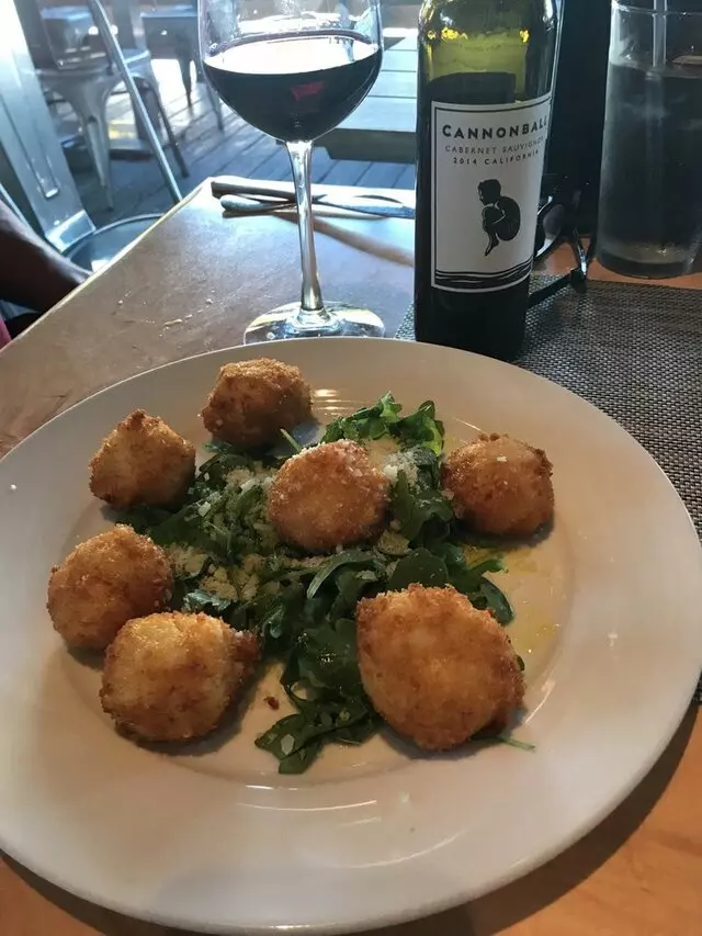 68 Degrees Kitchen